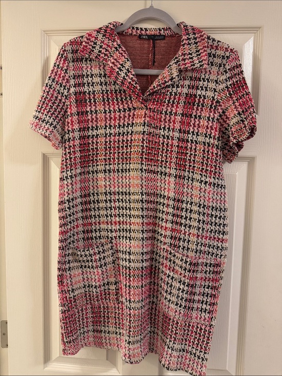 Zara Dresses & Skirts - Zara Pink Black Cream Tweed Shift Dress